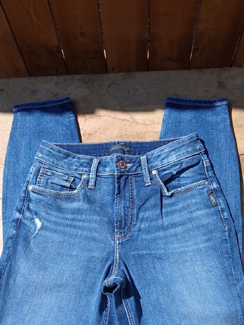 Silver Jeans Women’s Medium Blue Avery Skinny Crop Stretch Jeans W29/L26